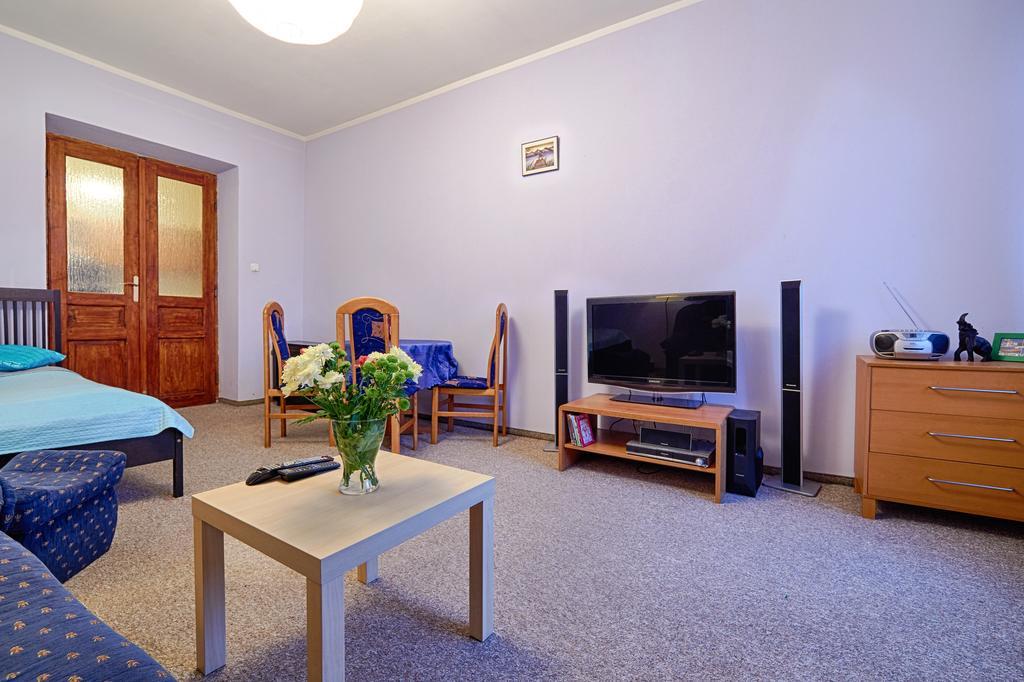 Apartment Libro *